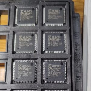 XCS10XL-4PC84C