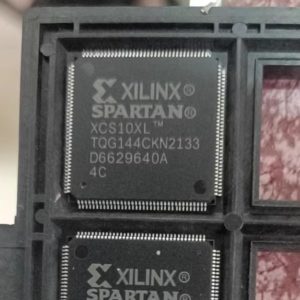 XCS10XL-5CS144C