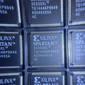 XCS30XL-4BG256C
